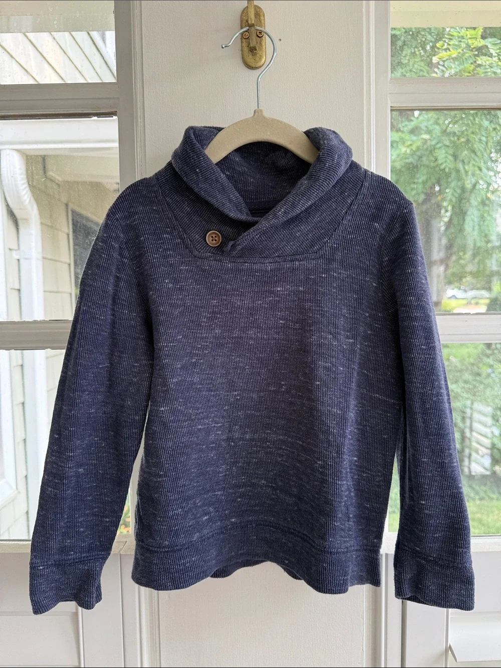 Old Navy Navy Speckled Shawl Collar Pullover with Button